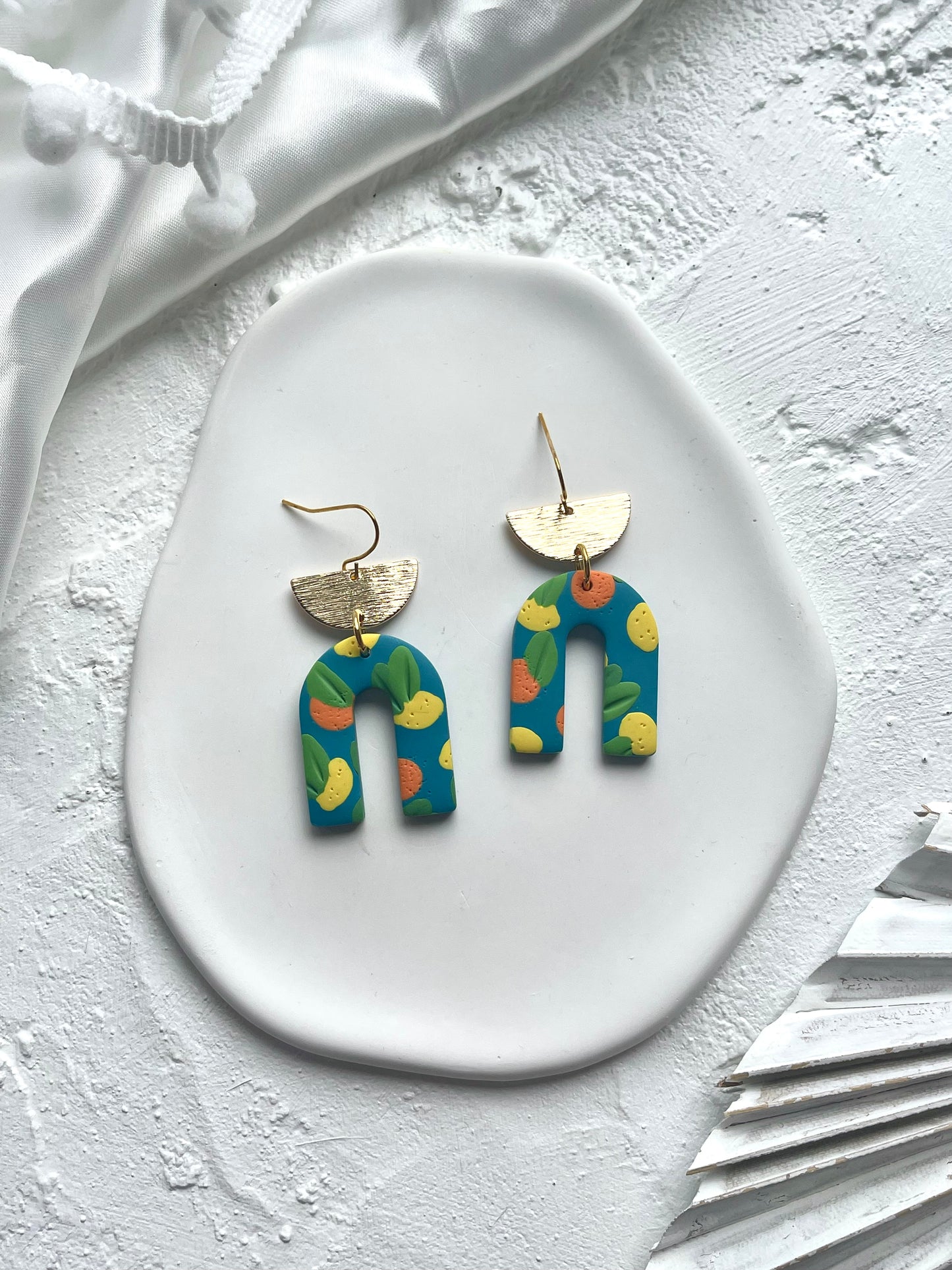 'Fruits' Arch Charm Dangle