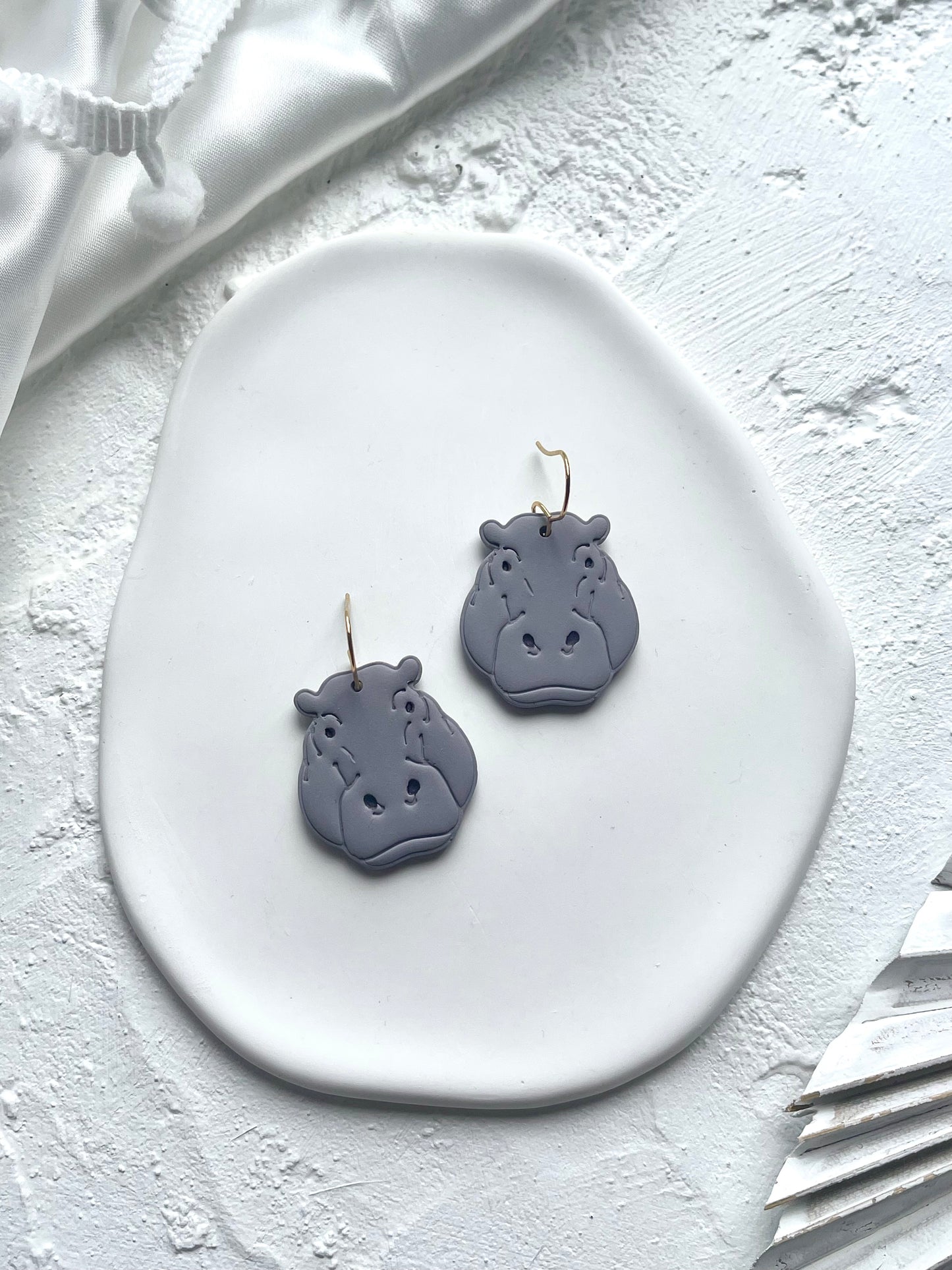 'Hippo' Dangle
