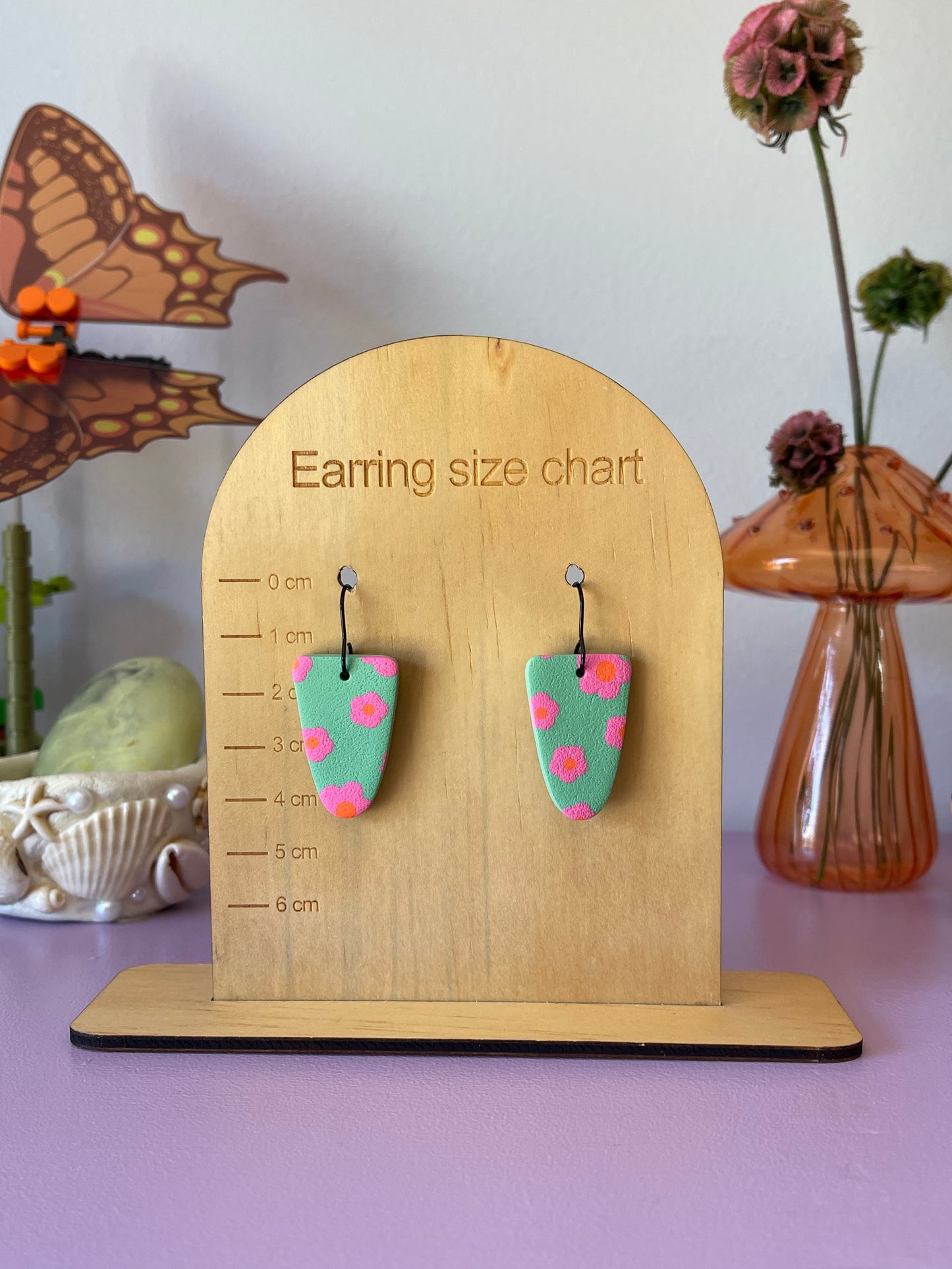 'Pink Petals' V Arch Dangle