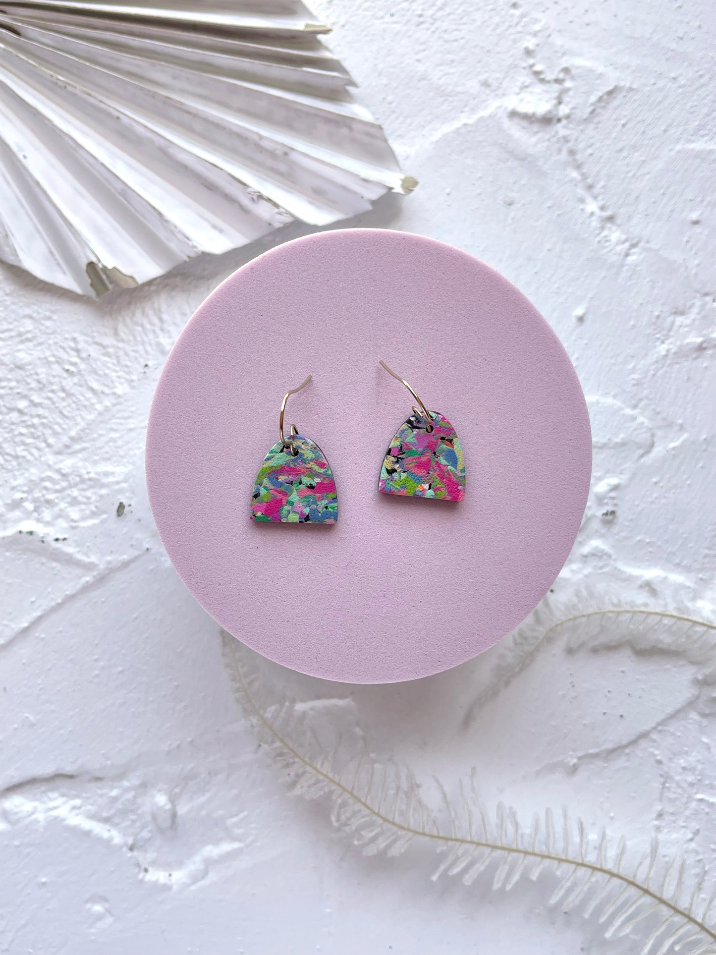 'Funfetti' Small Arch Dangle