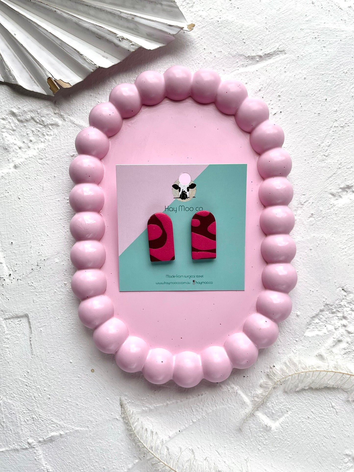 'Berry Blossom' Arch Stud
