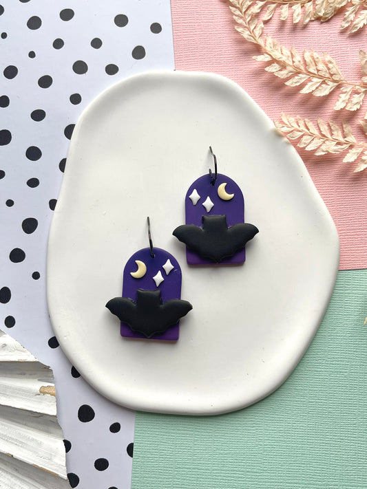 'Witchy' Night Bat Arch Dangle