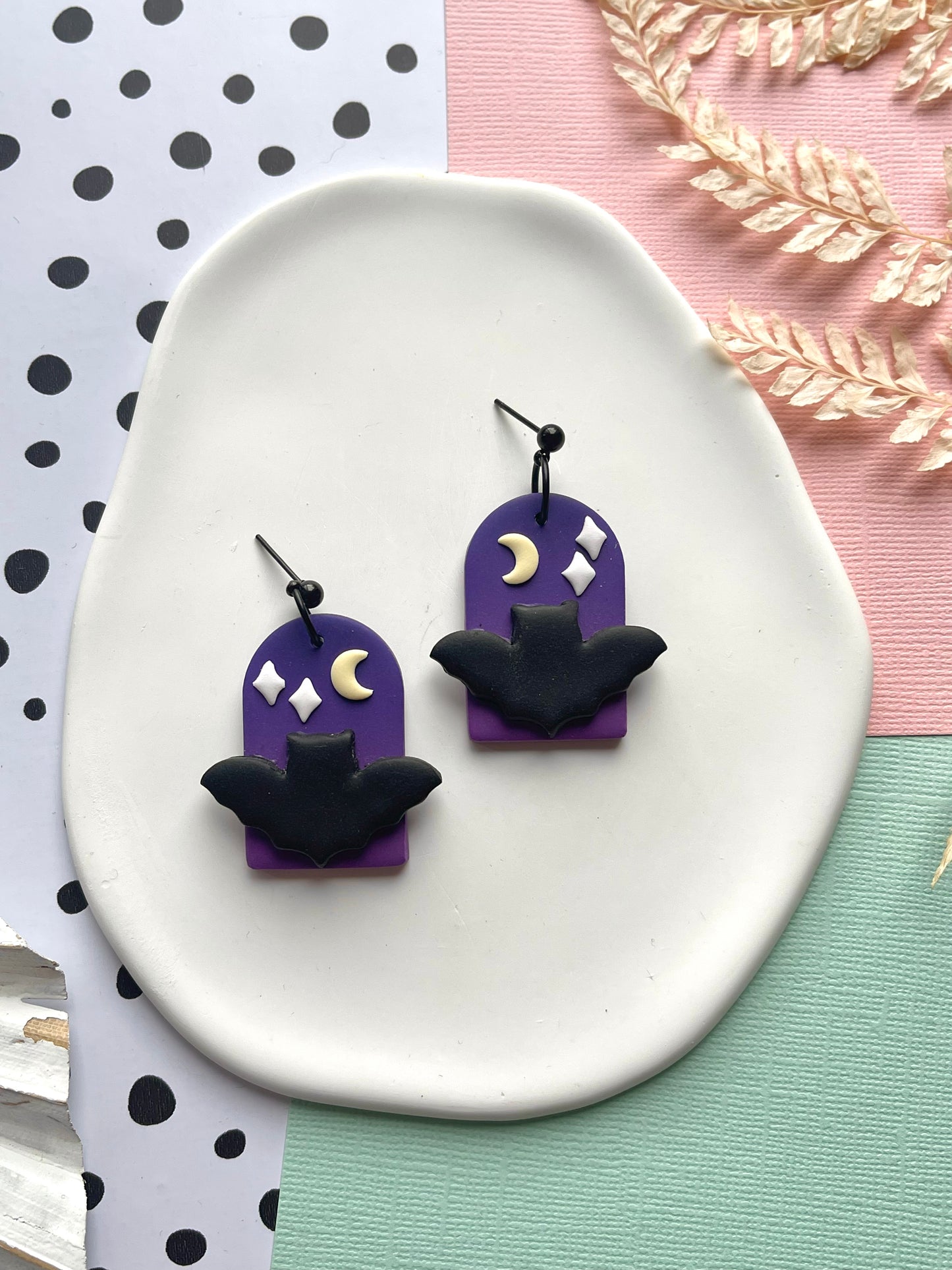 'Witchy' Night Bat Arch Dangle