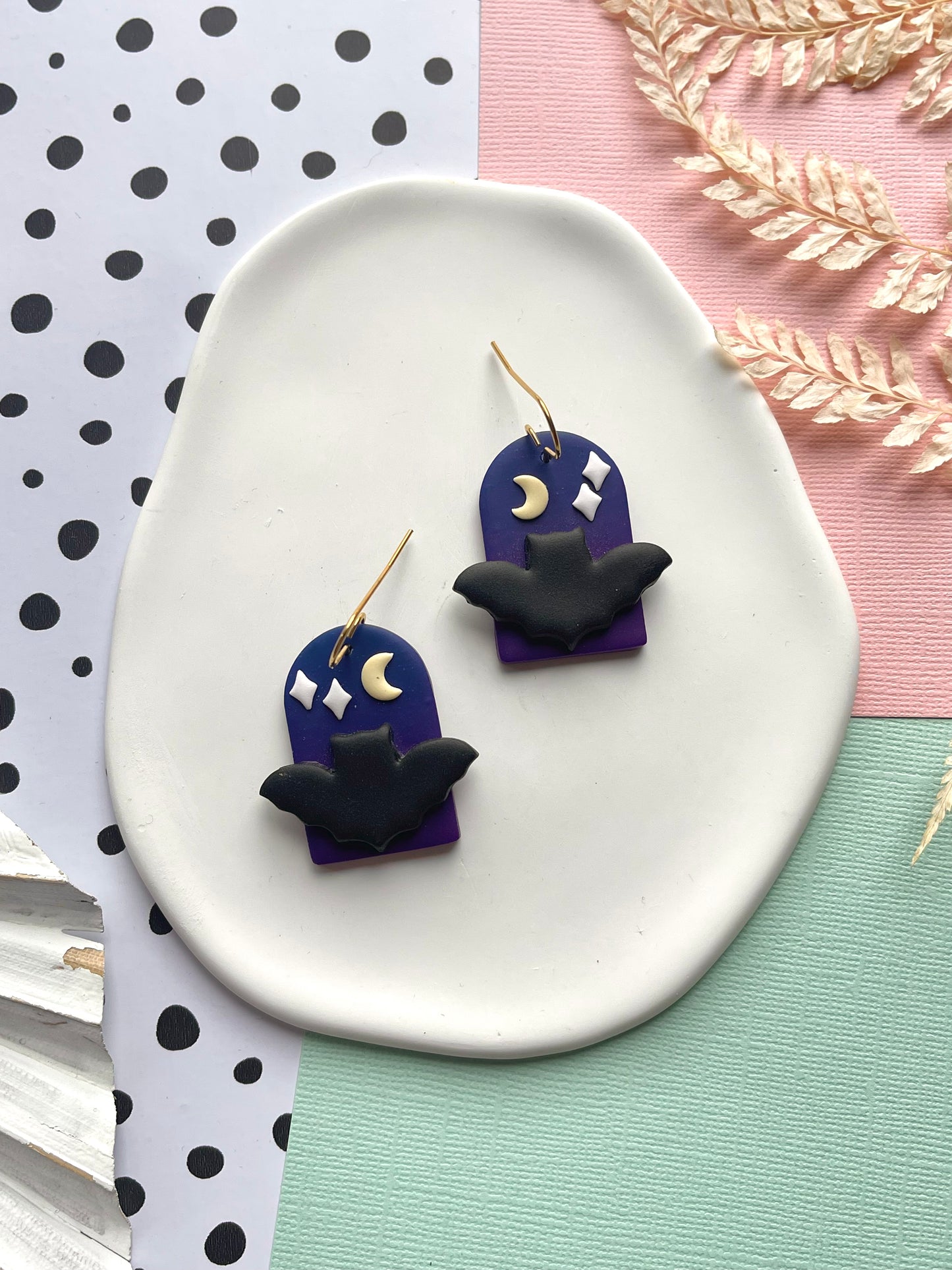 'Witchy' Night Bat Arch Dangle