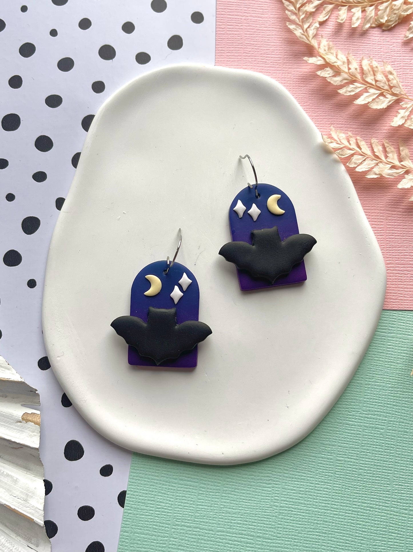'Witchy' Night Bat Arch Dangle