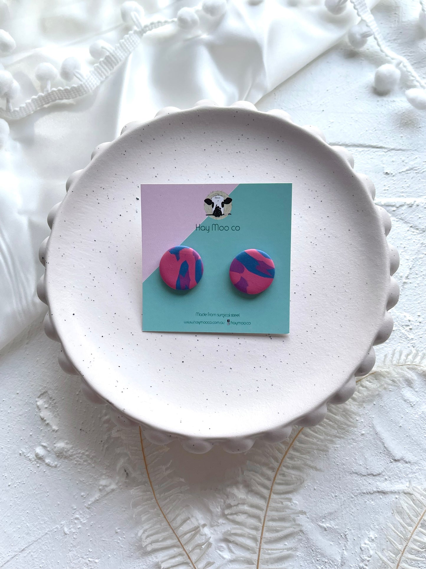 *CLIP ON* Cotton Candy Circle Stud