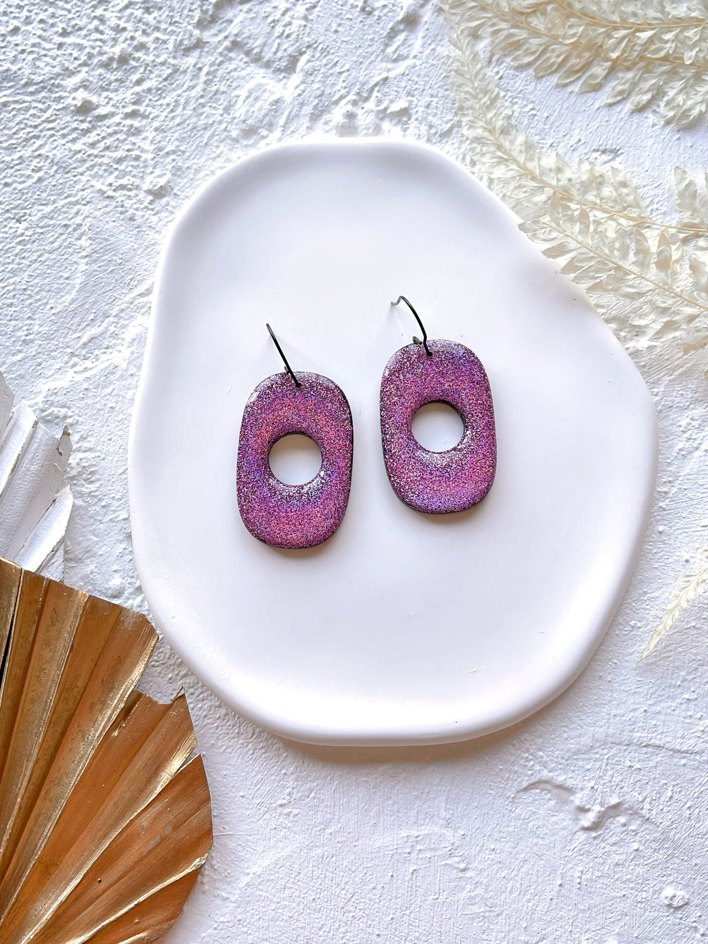 'Glitter' Hollow Oval Dangles