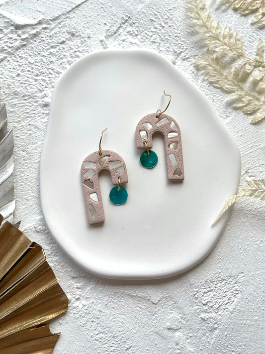 'Shell' Arch Dangle