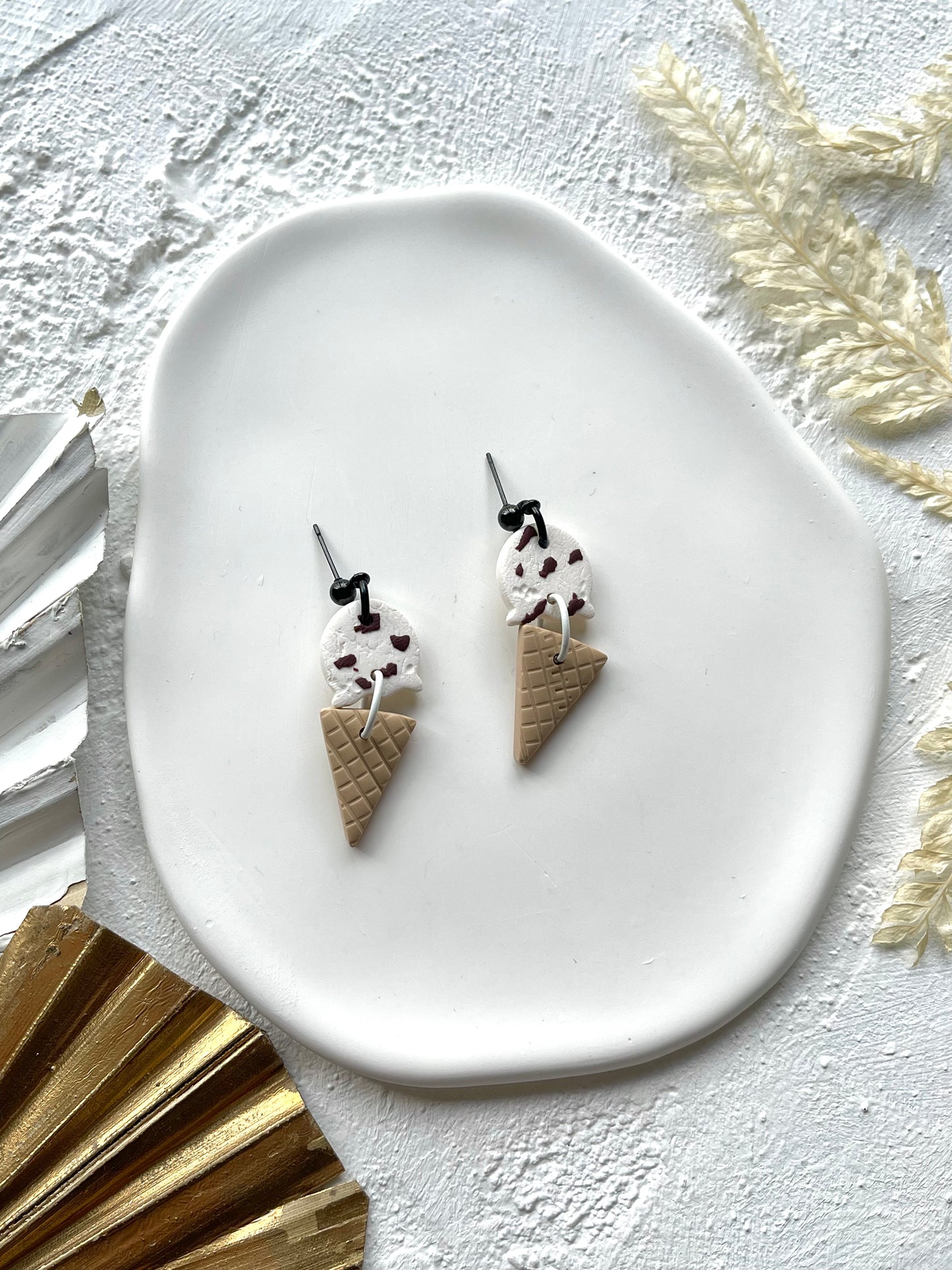 'Vanilla Choc Chip Ice Cream' Dangles