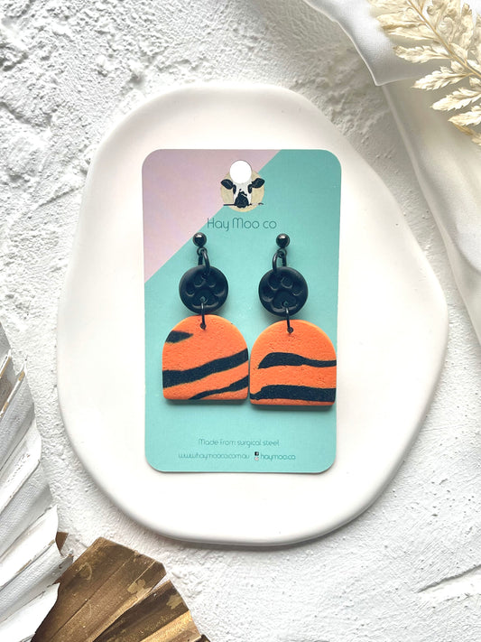 'Tiger' Arch Paw Dangle