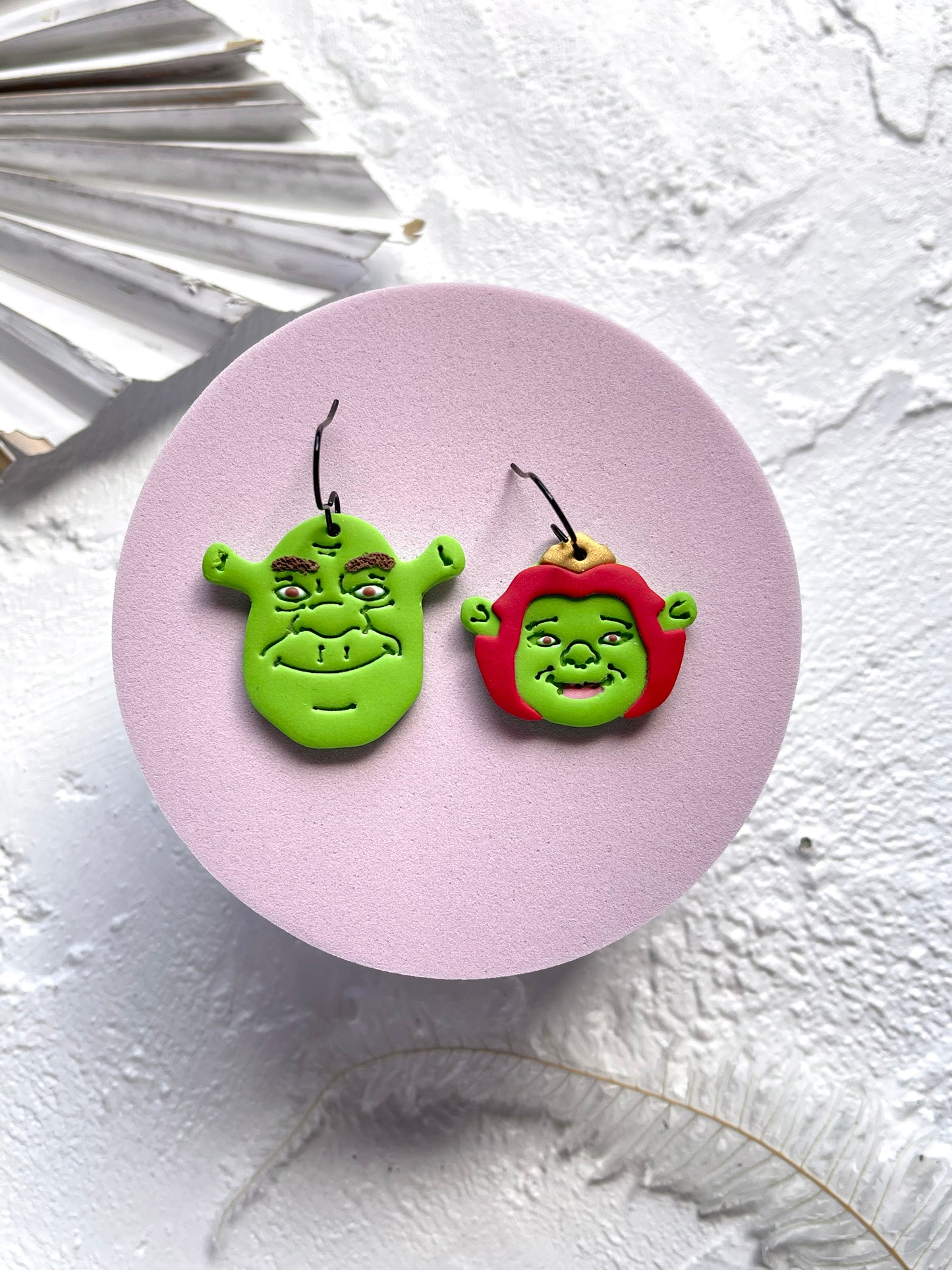 'Ogres' Dangle