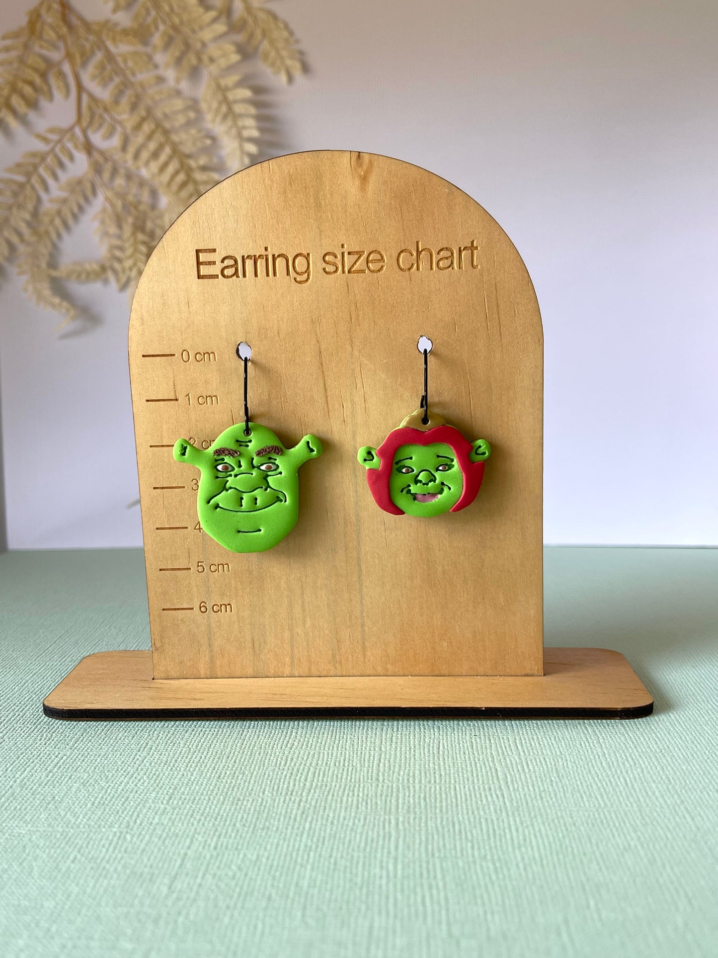 'Ogres' Dangle