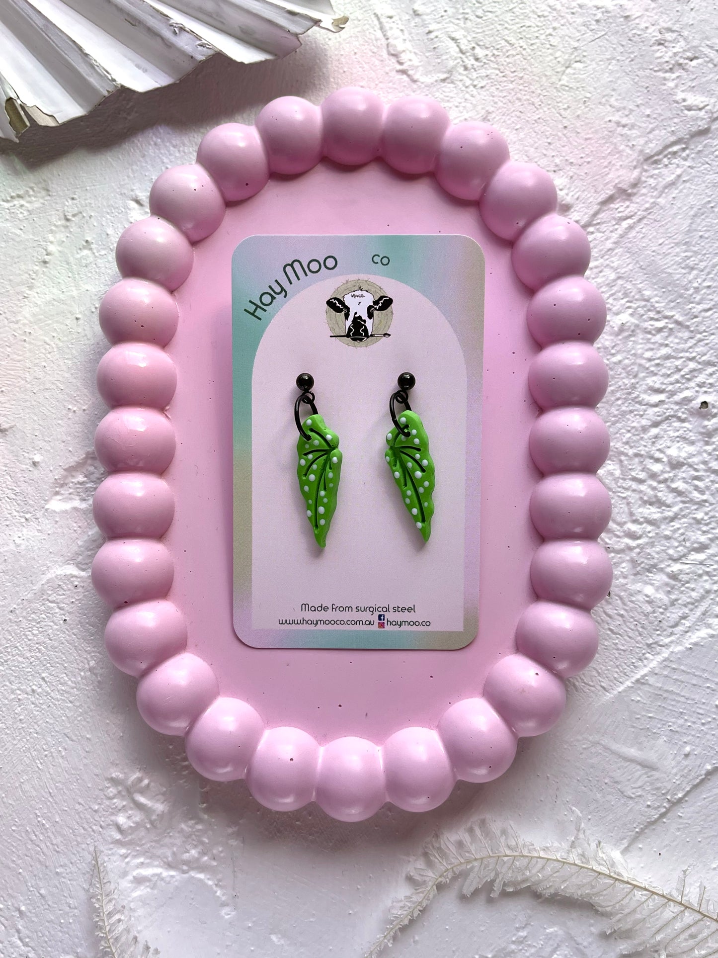 'Begonia' Dangle