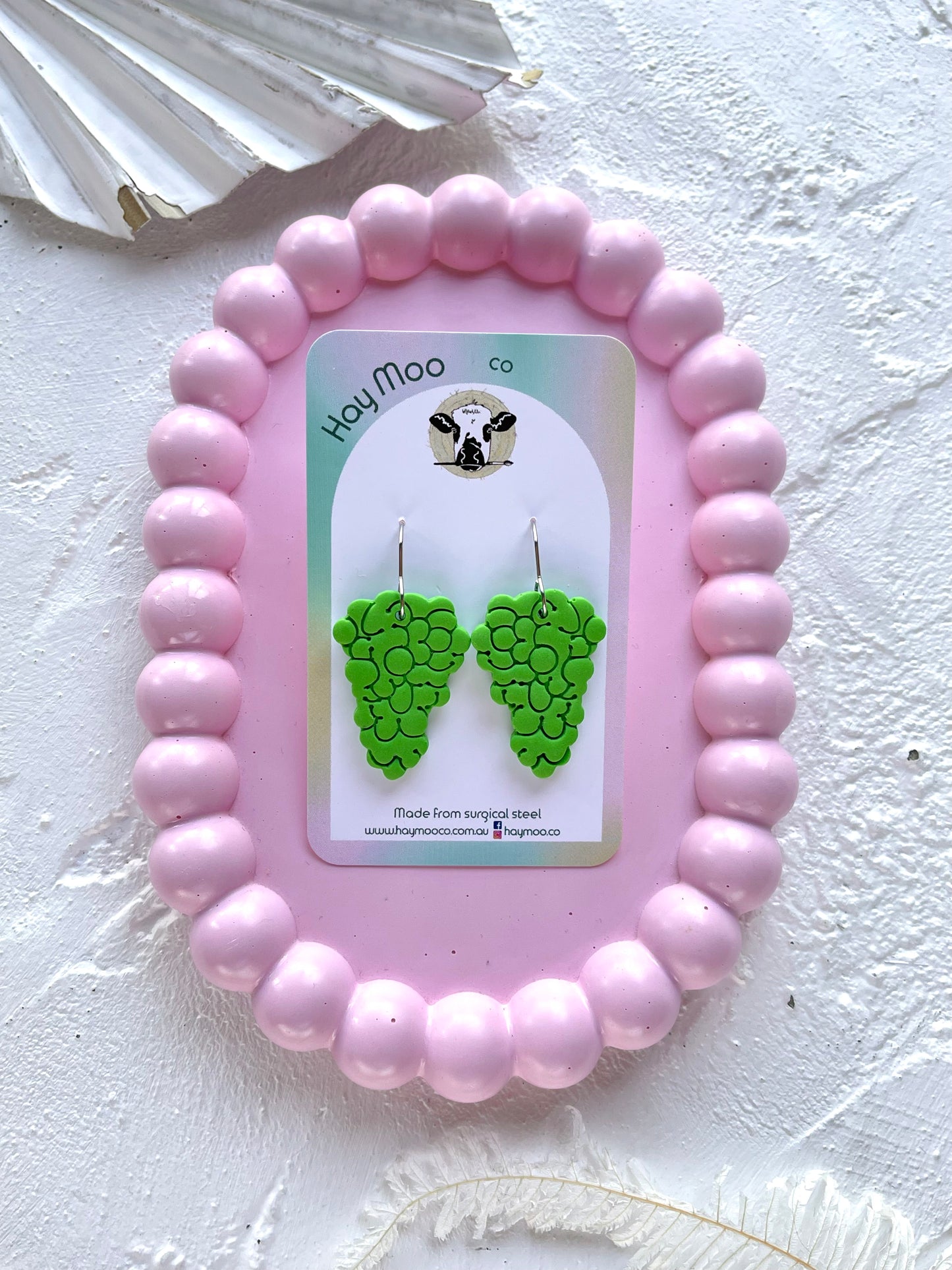 'Grapes' Dangles