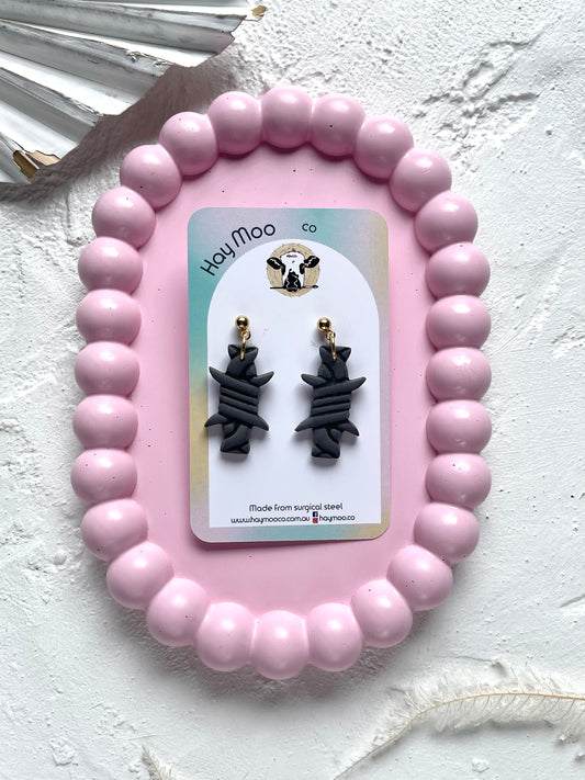 'Barbed Wire' Dangle