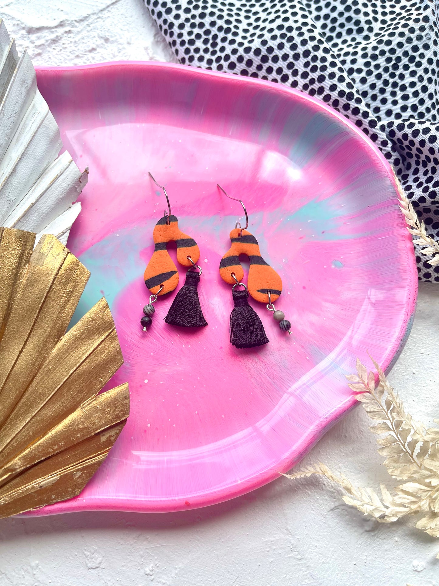 'Tiger' Organic Arch Tassel Dangle