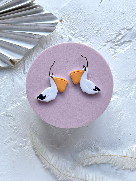 'Pelican' Dangle
