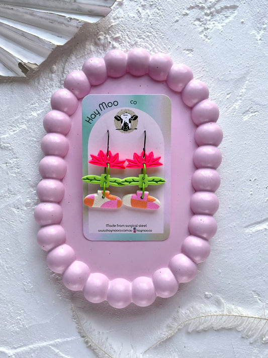 'Flower Vase Stack' Dangle