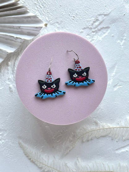 'Clown Cat' Dangle