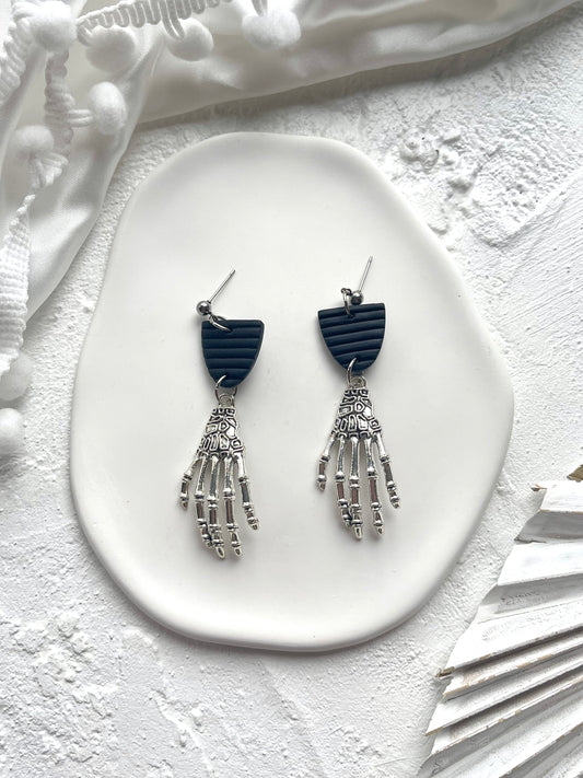 'Skeleton' Hand Charm Dangle