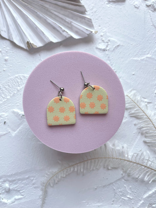 'Sun Twinkle' Arch Dangle