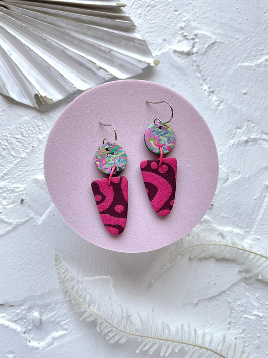 'Berry Blossom' V Arch Dangle