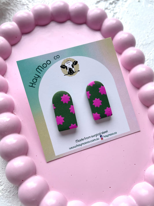 'Star Fern' arch stud