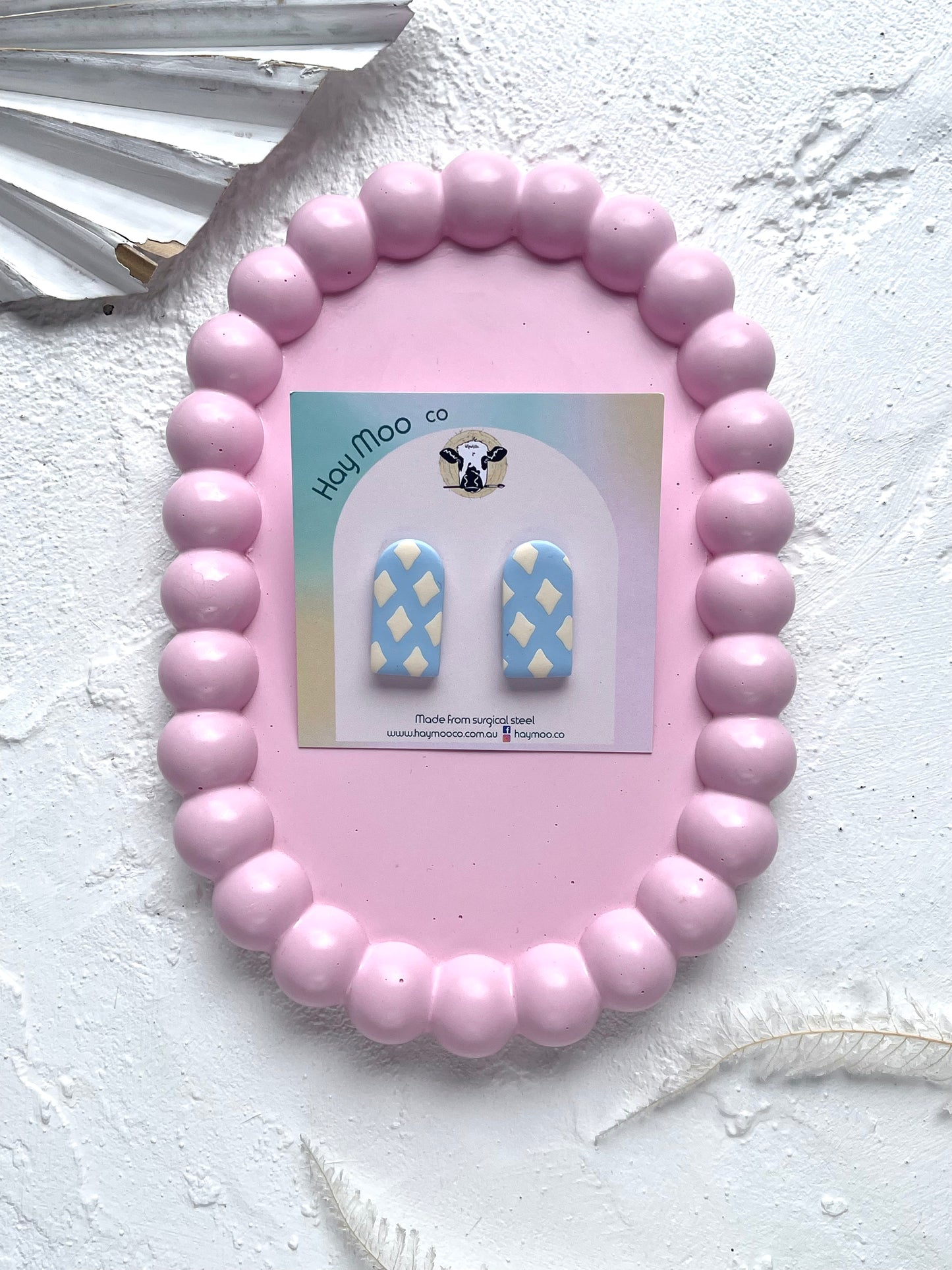 'Milk Sky' Arch Stud