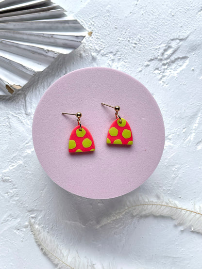 'Lime Burst' Small Arch Dangle