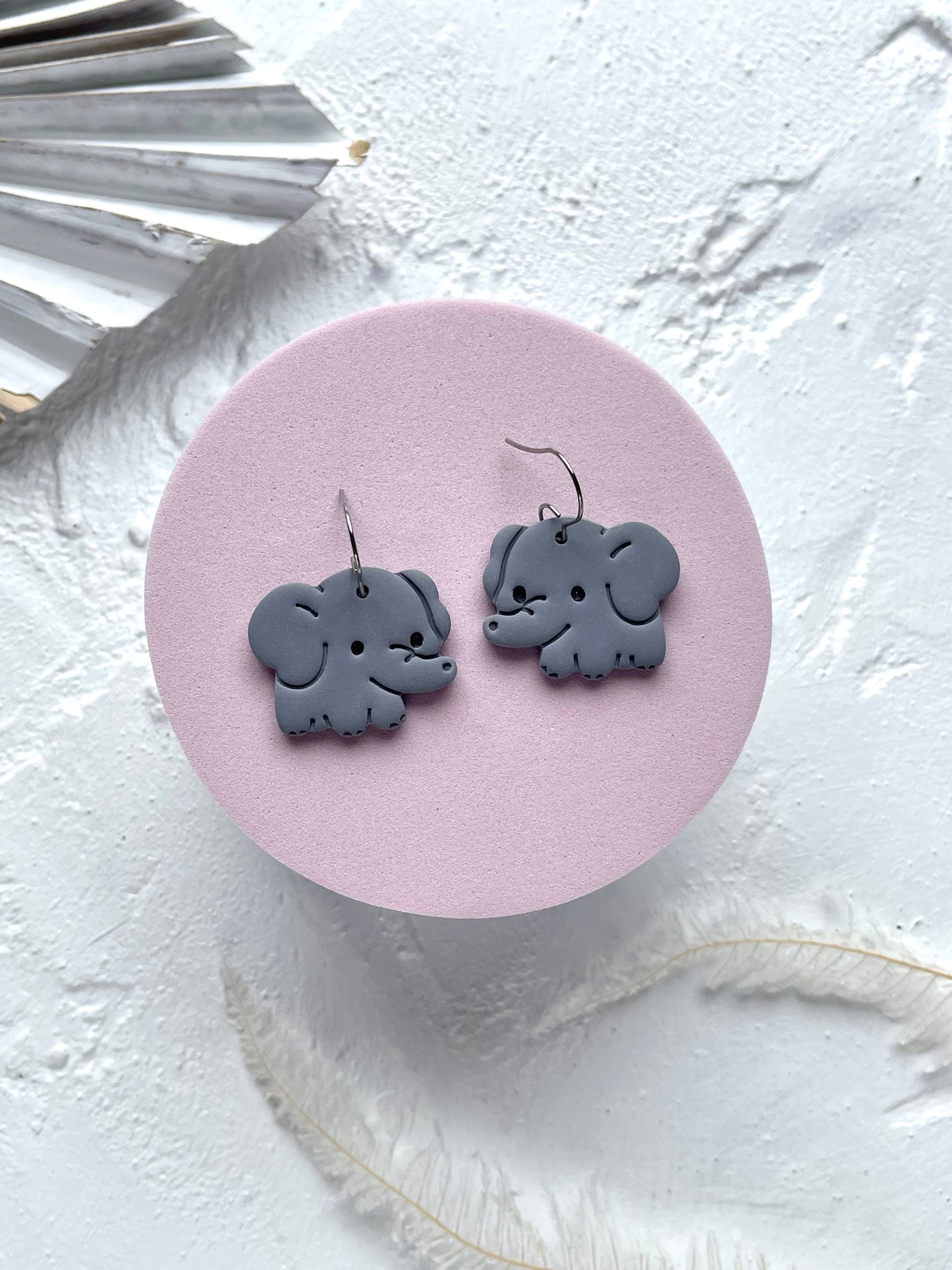 'Elephant' Dangle