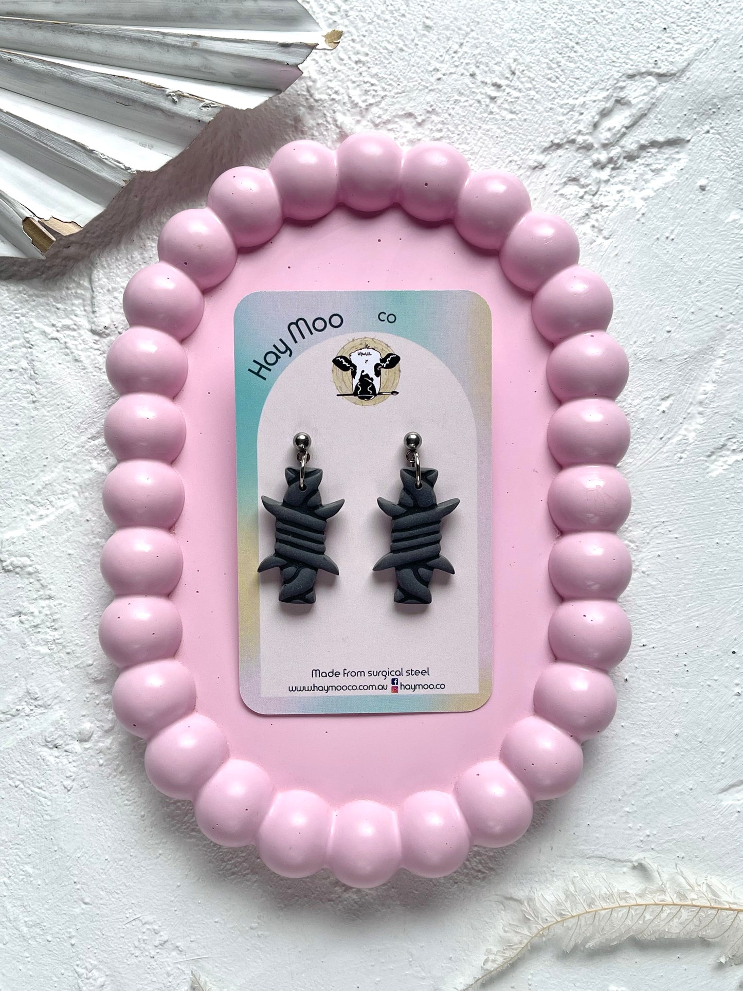 'Barbed Wire' Dangle