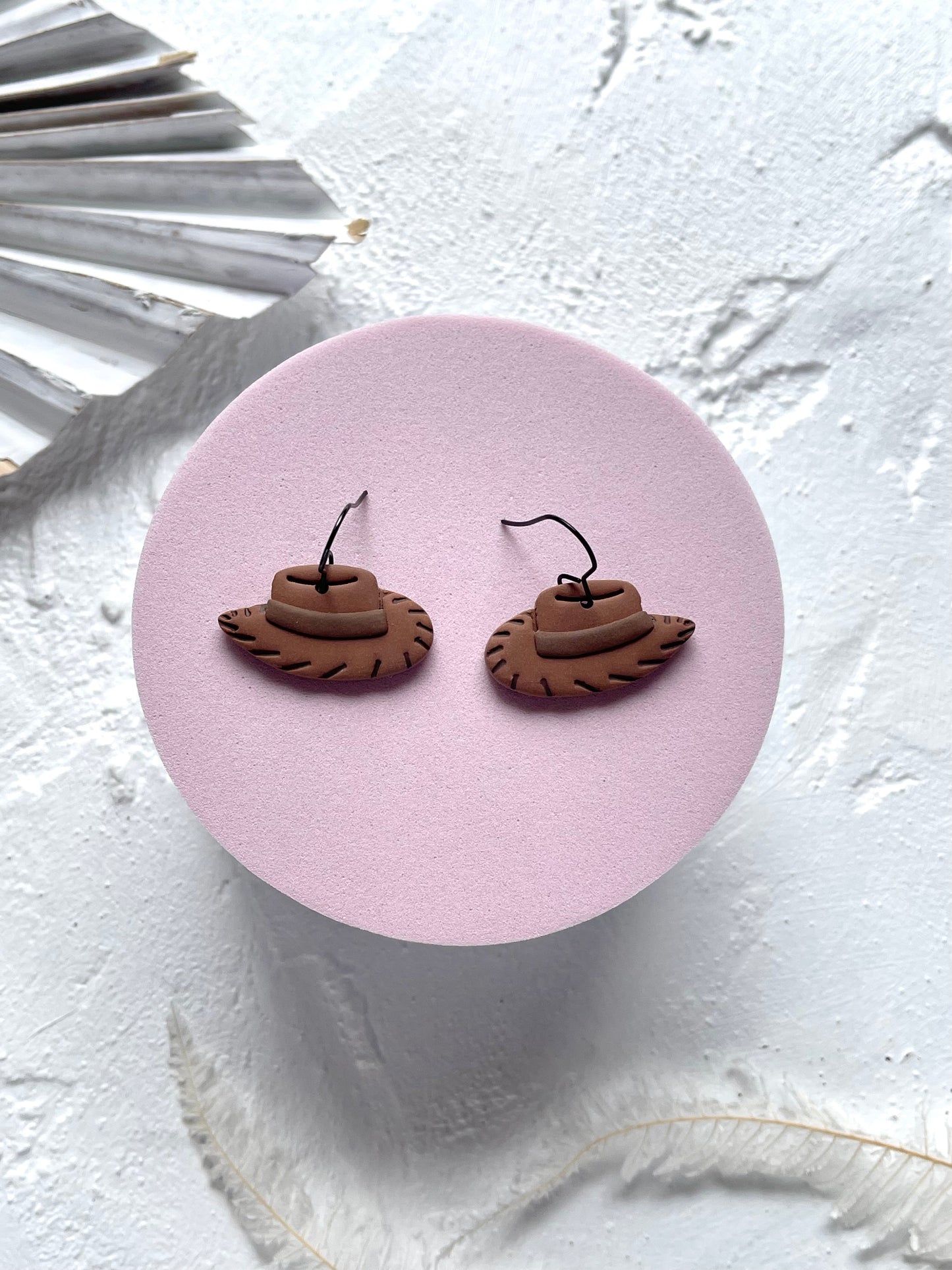 'Woody's Hat' Dangle