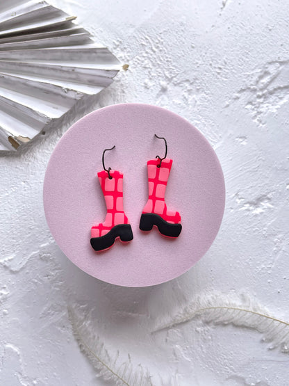 'Pixel Pink' Boot Dangle